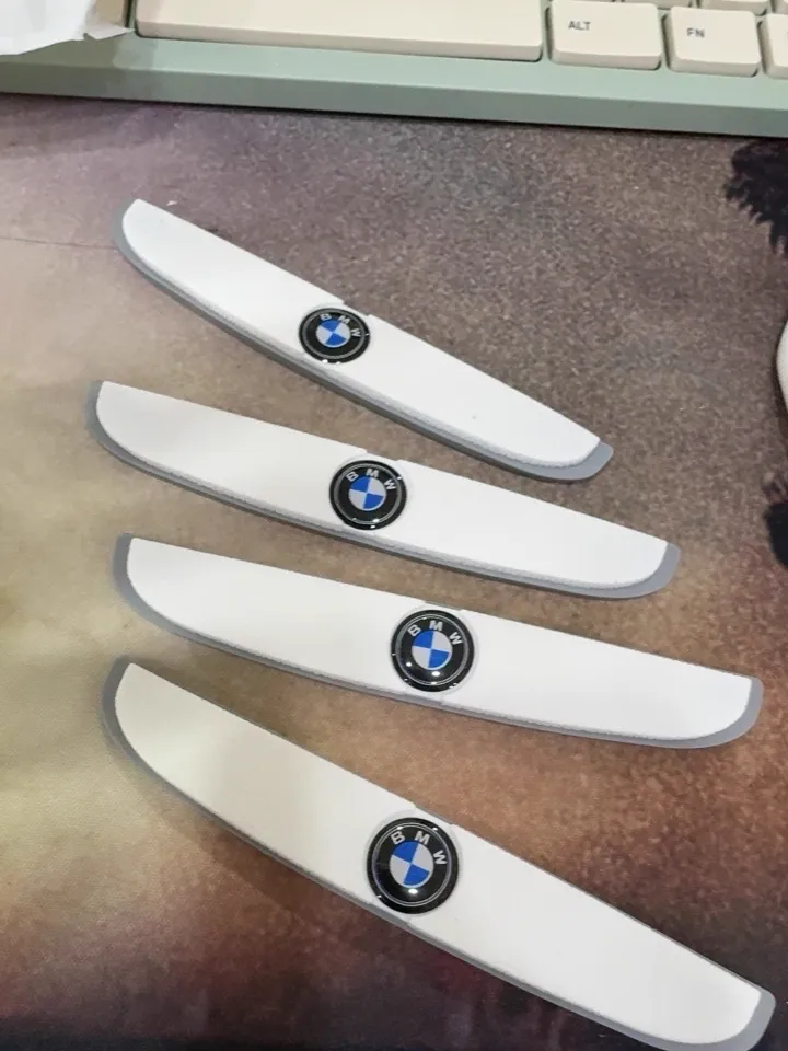 Bande de protection adhésif portière et rétroviseur